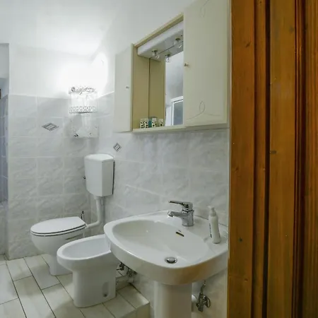 Prázdninový dům 3 Bedroom In *